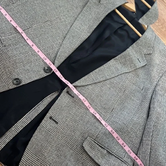 Vintage Burberry Plaid Sports Coat - Picture 4 of 13